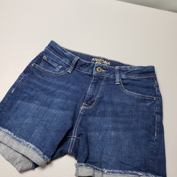 Arizona cuffed hem blue denim jean shorts juniors size 7 - Picture 2 of 8